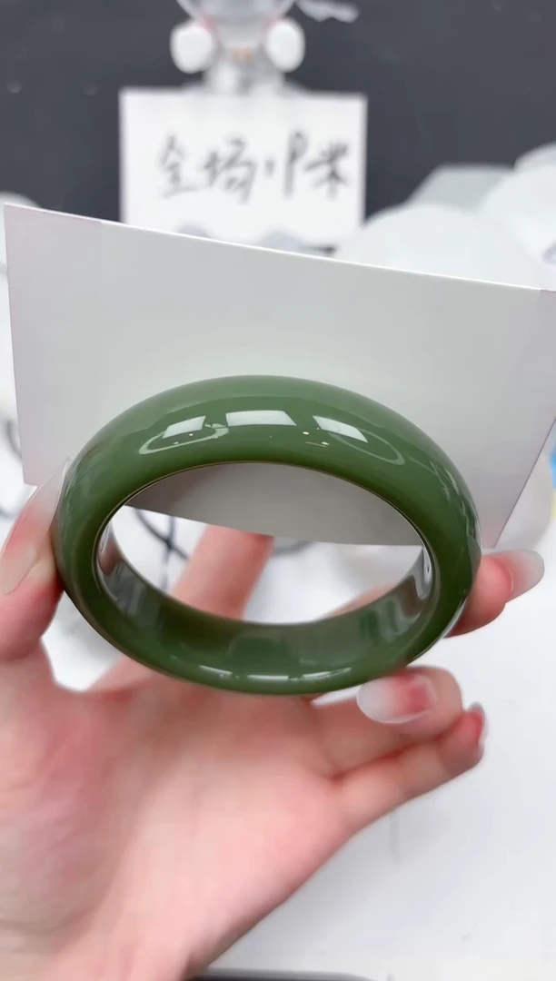 未镶嵌手镯石英质玉60-57.4