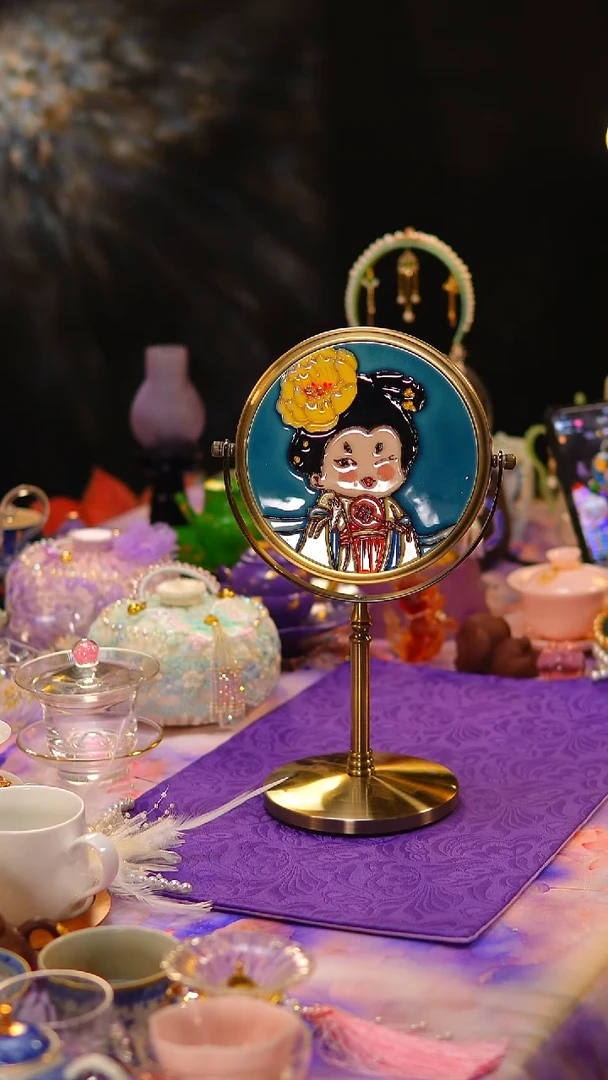 139瓷板画铜镜瓷板画铜镜紫藤花下