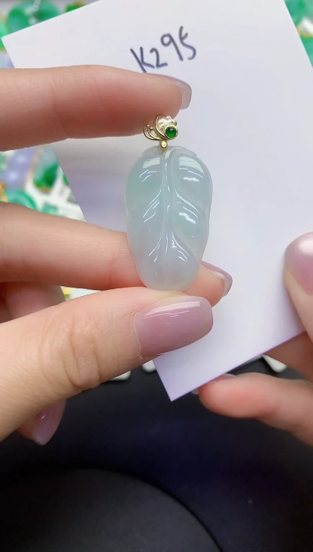 颈饰未镶嵌翡翠缅甸天然翡翠A货