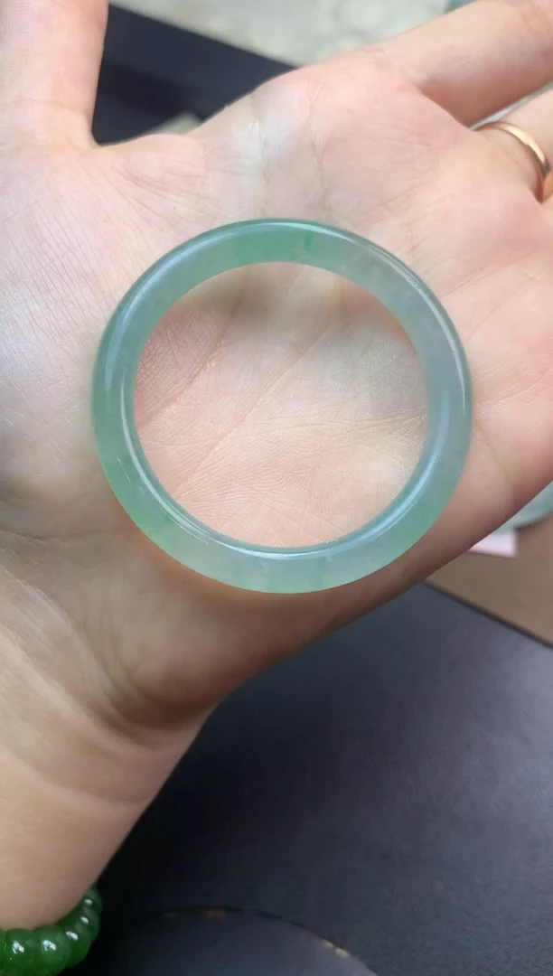 未镶嵌定制翡翠毛货