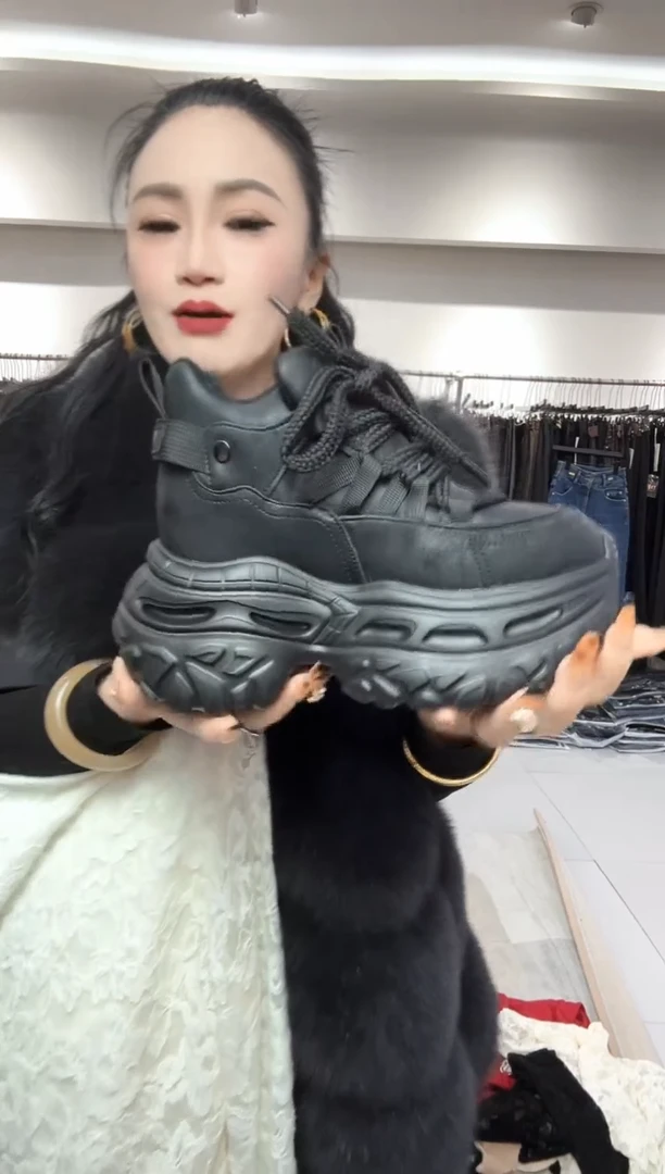 女士增高鞋新款加绒全皮