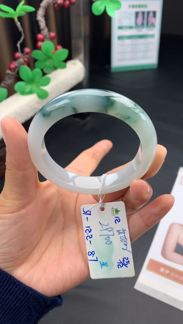 未镶嵌手镯翡翠翡翠自带#送人#，假一赔三