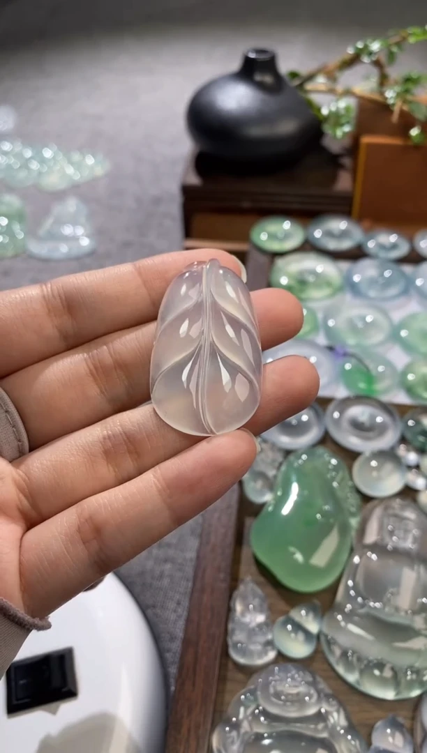 吊坠(不含链)未镶嵌翡翠叶子