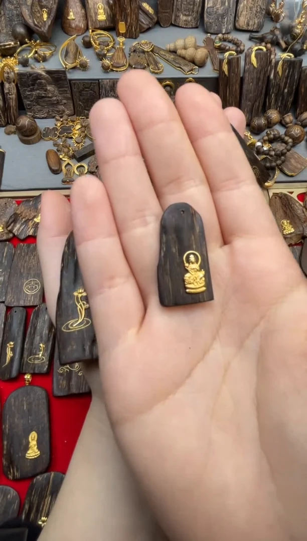 沉香吊坠沉香吊坠65