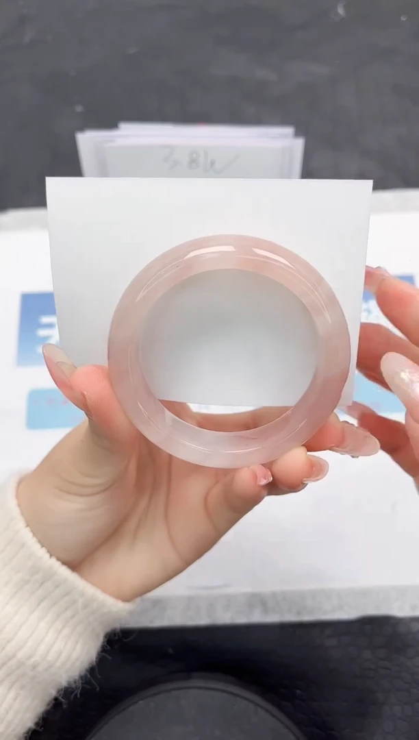 【闪购商品】石英质玉手镯未镶嵌303-52