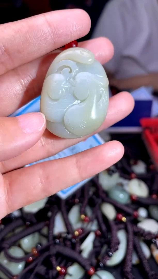 和田玉未镶嵌挂件1