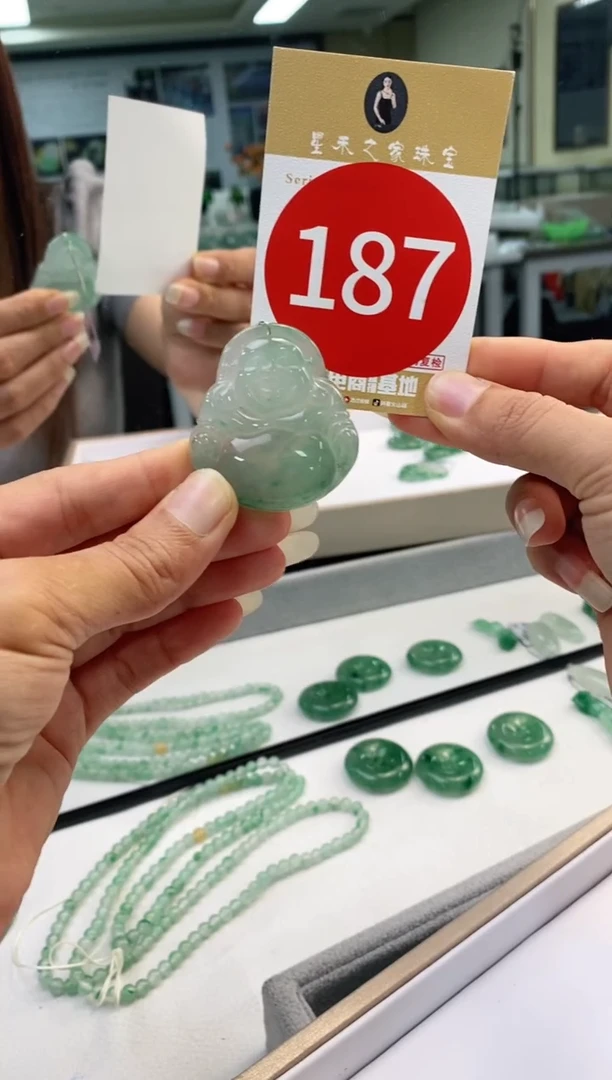 颈饰未镶嵌石英质玉佛公+187