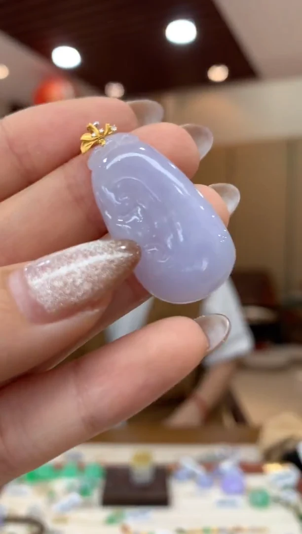 吊坠(不含链)18K金镶嵌翡翠如意