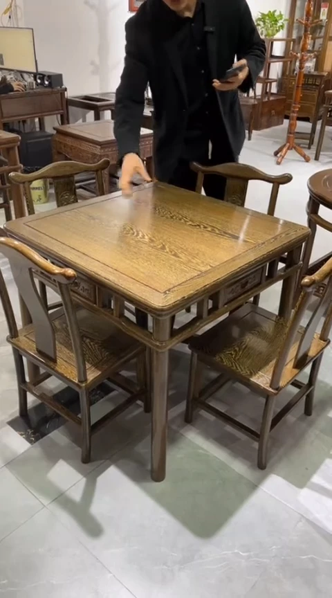 鸡翅木类成套家具  鸡翅木方桌尺寸78*78*68高，