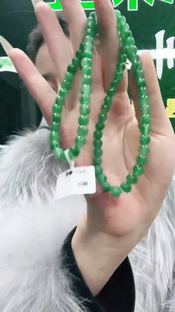 未镶嵌1石英质玉（非洲翠）/8102