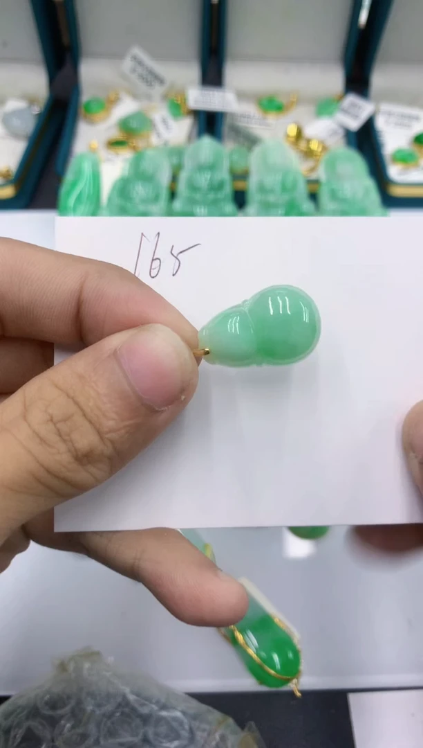颈饰未镶嵌翡翠1111111111