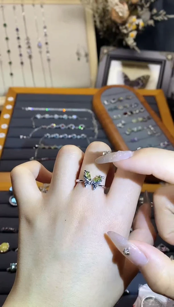 【闪购商品】水晶手链银S925镶嵌A79