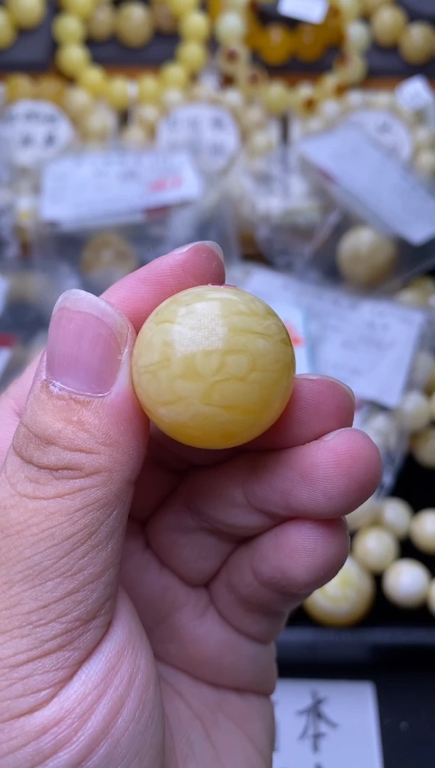 裸石琥珀未镶嵌大小姐珠宝严选26