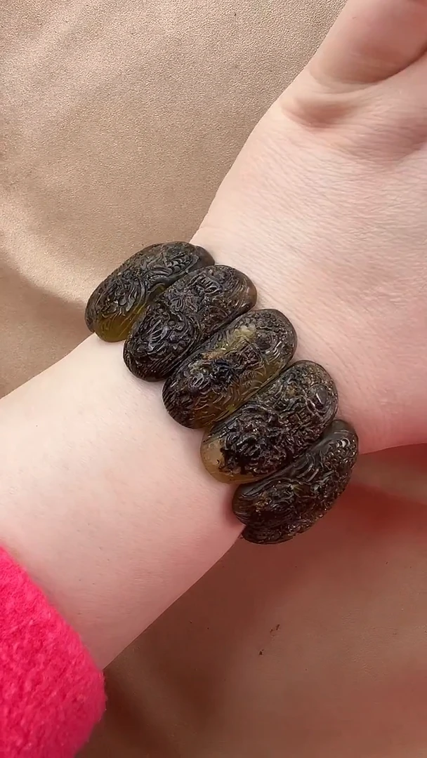 琥珀颈饰未镶嵌手串