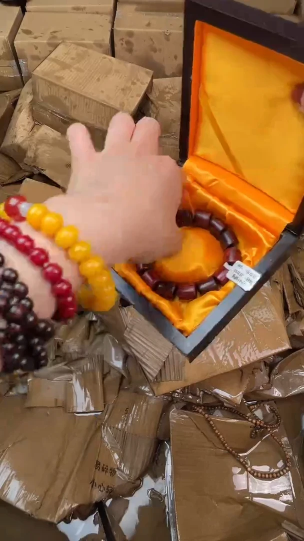 精选手串（无礼盒）