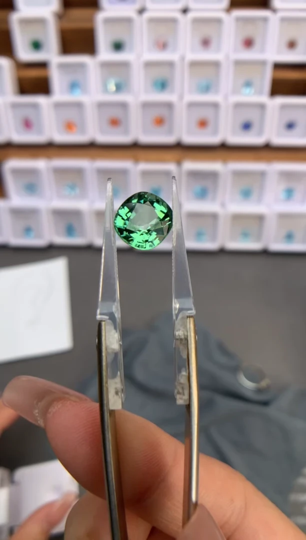 未镶嵌裸石定制碧玺4.7ct 10121