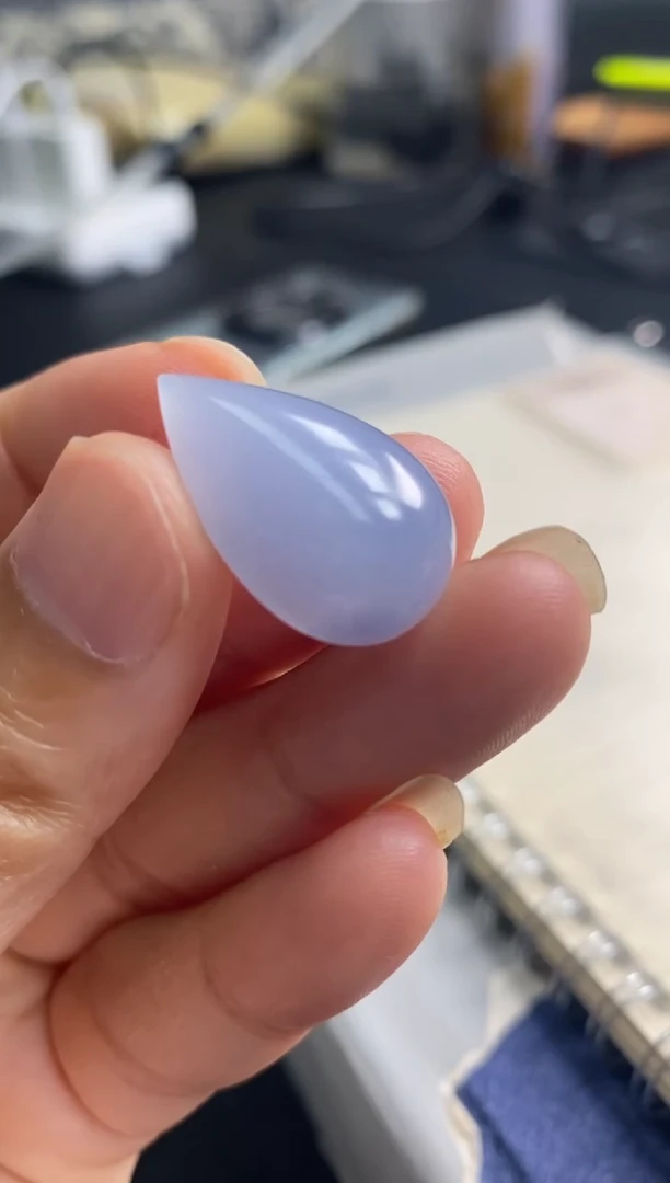 定制翡翠未镶嵌翡翠毛货多样性发其一