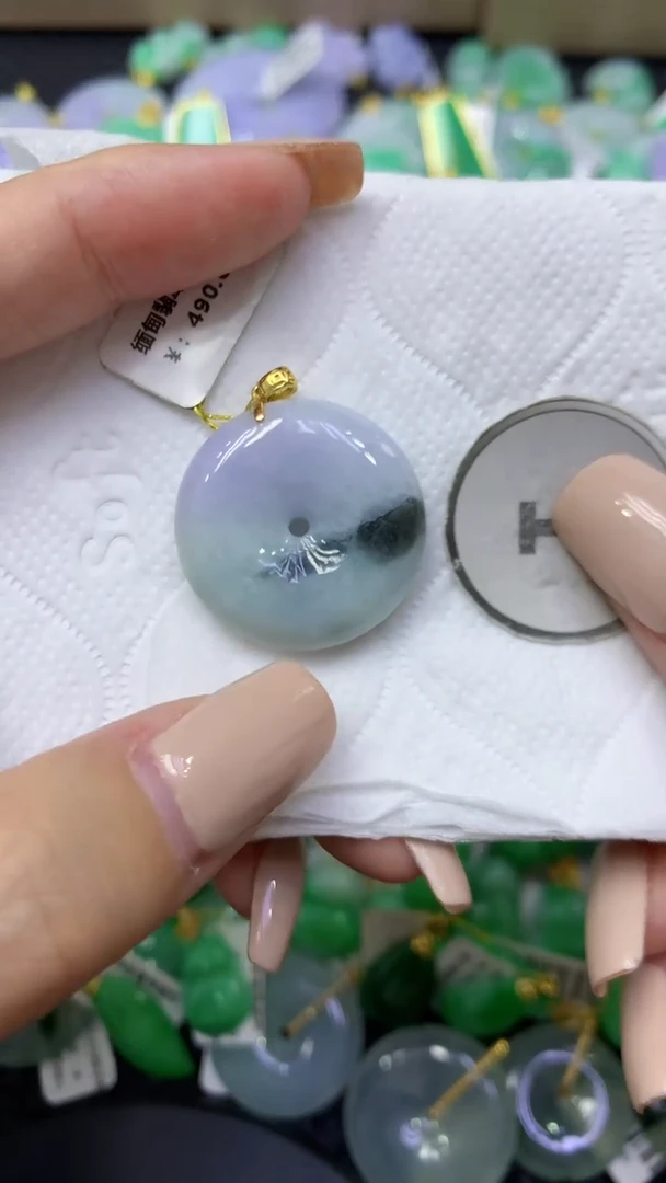 颈饰未镶嵌翡翠天然缅甸翡翠A货