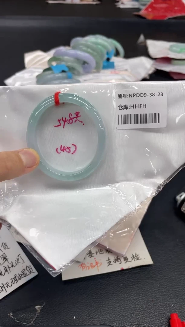 未镶嵌手镯翡翠翡翠手镯