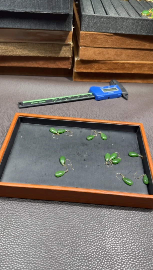 【闪购商品】和田玉【海217】4018K金镶嵌  多样性发货拍一发一