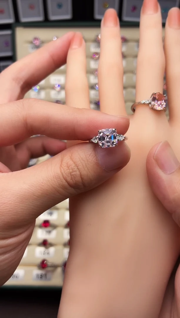 银S925镶嵌戒指绿柱石（摩根石）0001