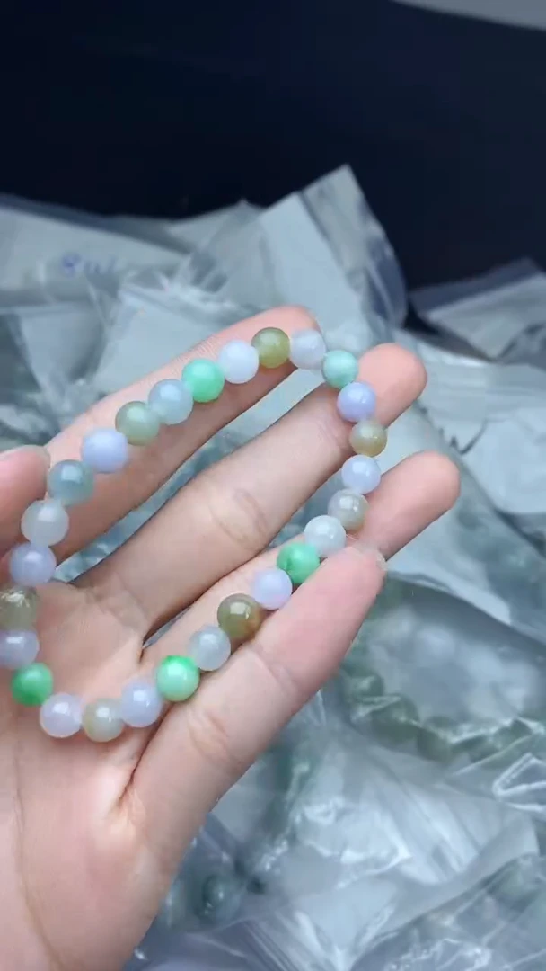 翡翠未镶嵌颈饰珠串