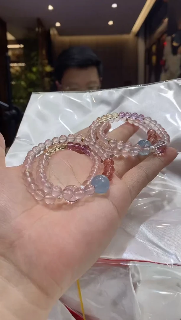 【闪购商品】水晶手串未镶嵌芳菲 水晶手串 多样性发货发其一