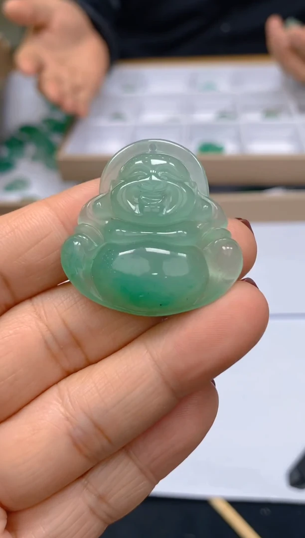 【闪购商品】石英质玉颈饰未镶嵌冰美人A货非洲翠