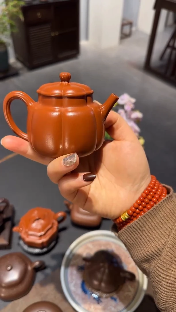 【闪购商品】紫砂茶壶繁花 朱泥