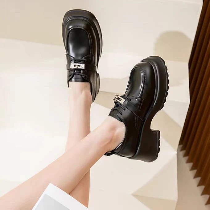 38005 新款学院时尚风百搭休闲厚底系带增高乐福鞋