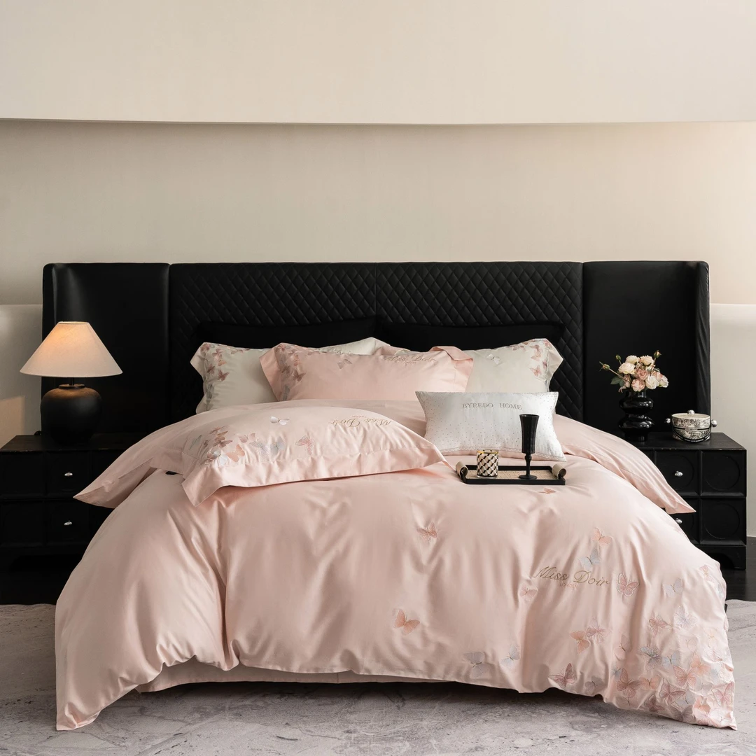 不老的爷爷XR轻奢高档丝滑全棉欧式刺绣款四件套zb微光