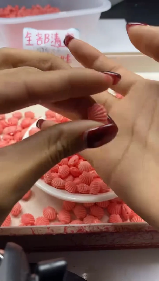 【闪购商品】拼合珍珠（马贝珠）颈饰未镶嵌x460女*王贝立体*8