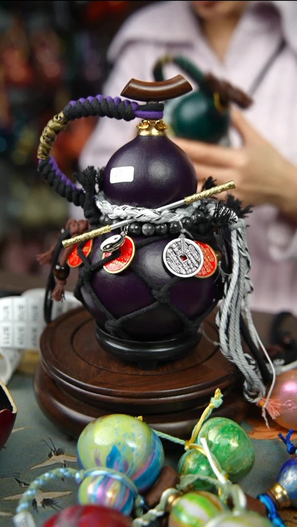 696号500ml左右非遗大漆酒葫芦