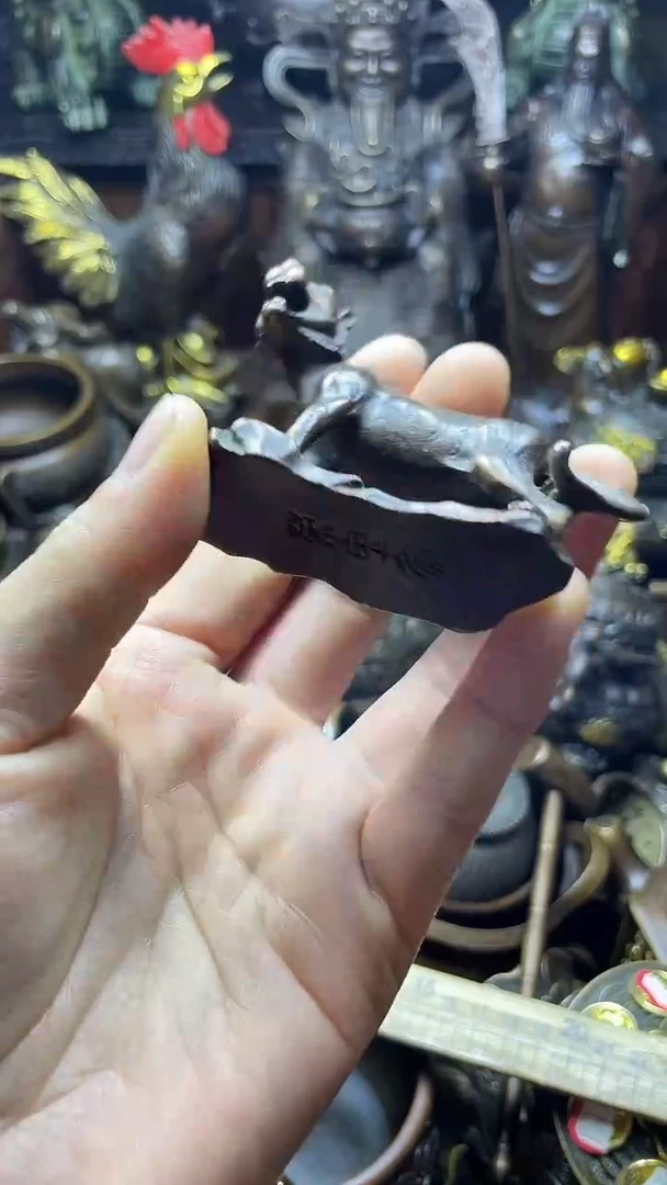 闪购链接，点击下单，有运费险，铜摆件