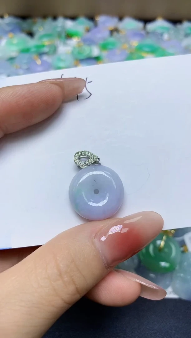翡翠未镶嵌颈饰 天然缅甸翡翠A货