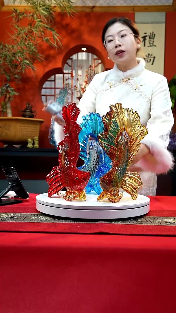 手工艺品琉璃红色斗鱼