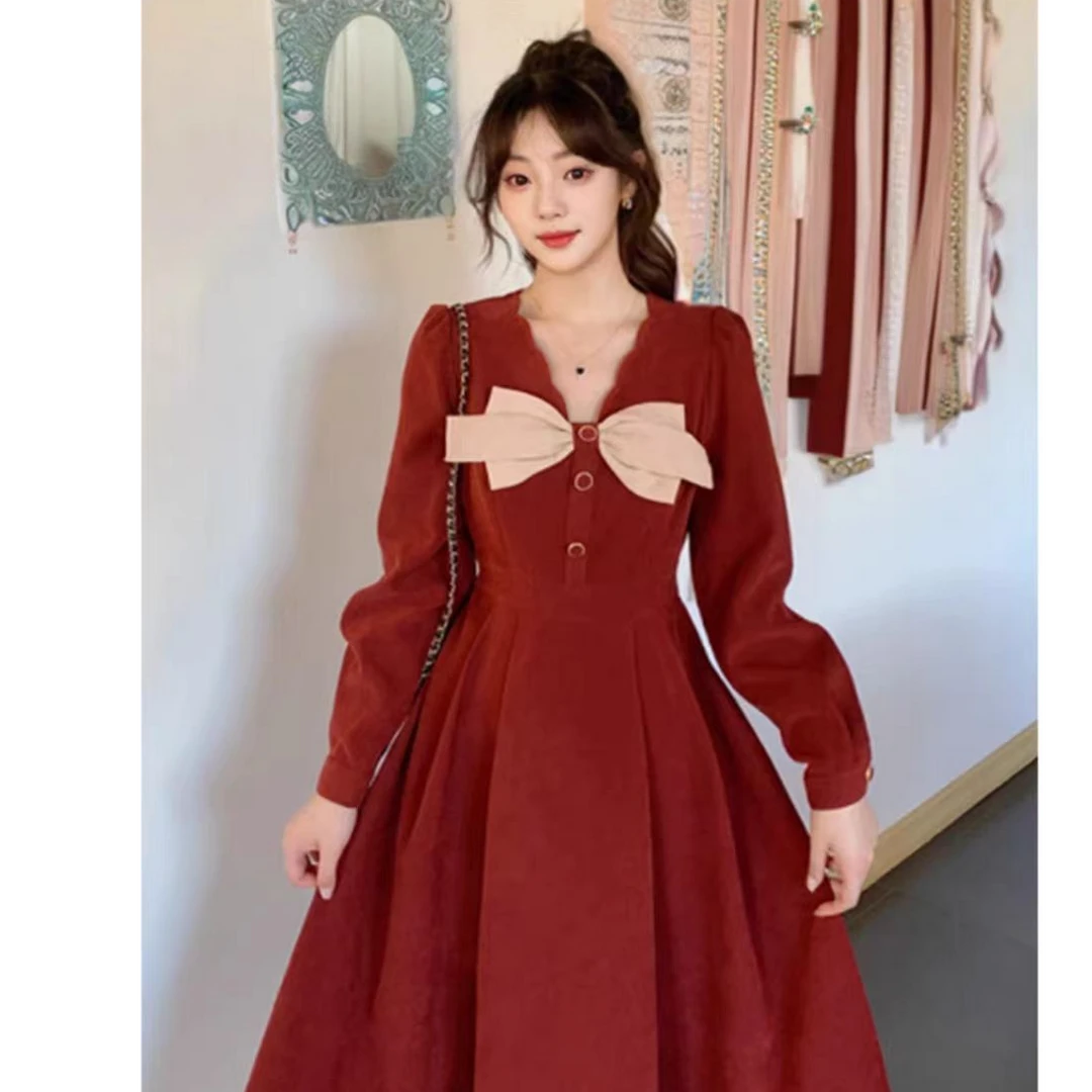 275优雅复古赫本风连衣裙女秋季显瘦立体蝴蝶结气质新款长袖长裙