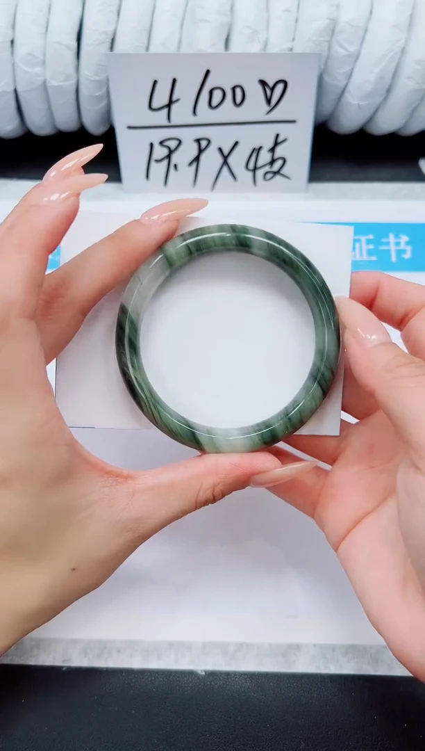 未镶嵌手镯石英质玉A105-56/57