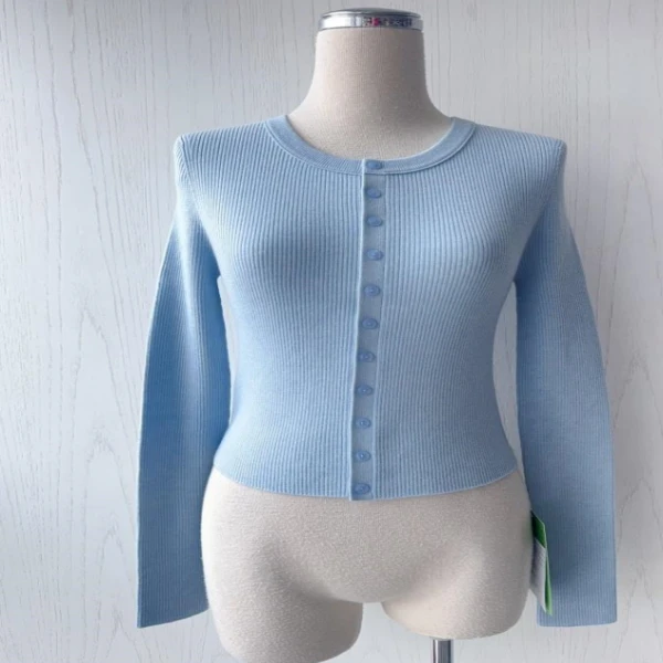 AMASS/阿玛施早春时尚质感简约领羊毛保暖针织衫女548037