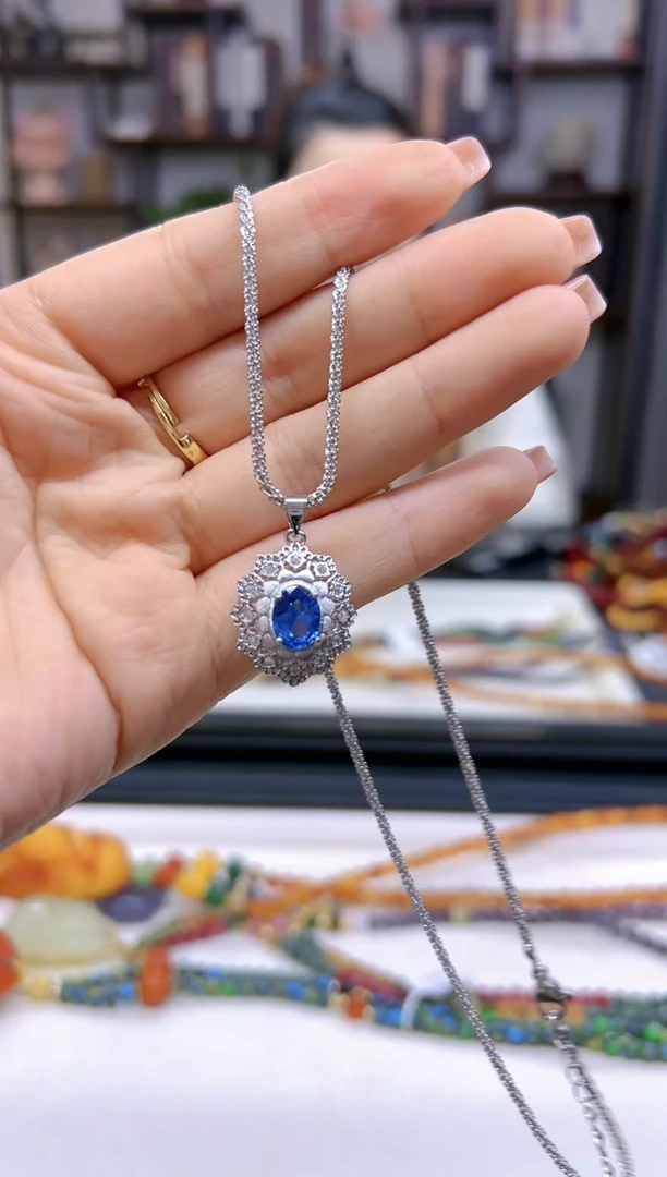 【闪购商品】蓝宝石吊坠(赠链)银S925镶嵌D250