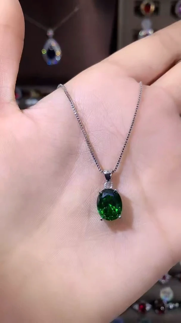 吊坠(赠链)银S925镶嵌碧玺810