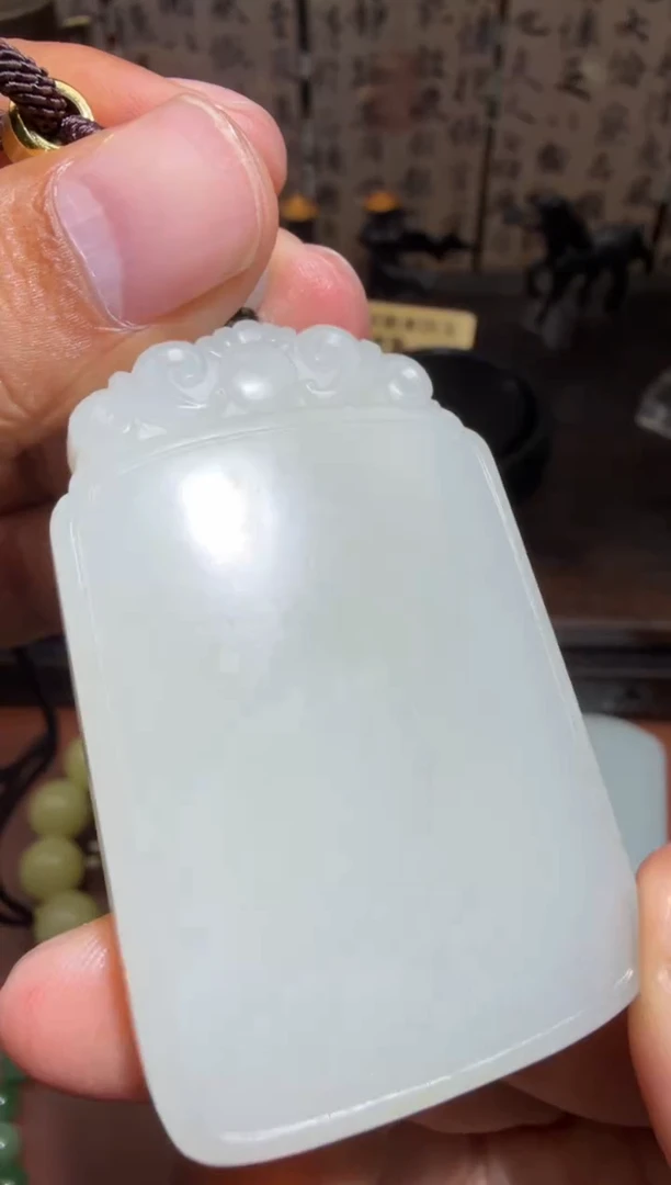 未镶嵌和田玉挂件和田玉