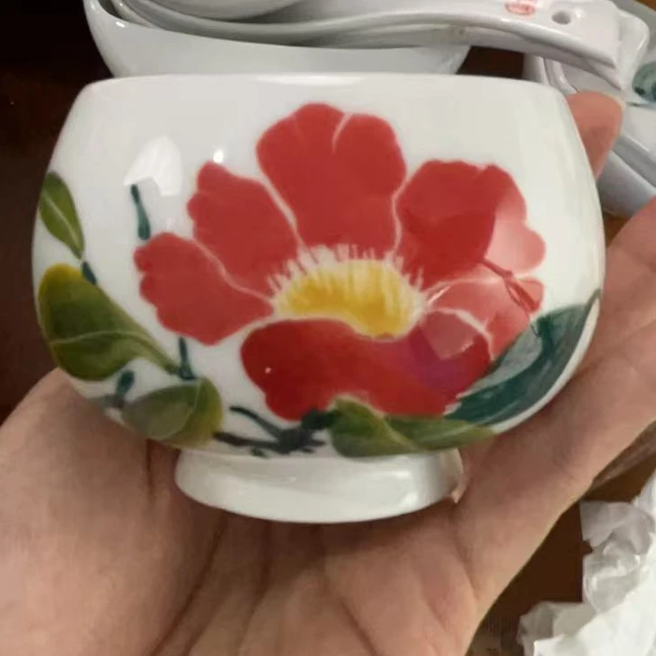 景德镇手绘高温釉下彩小杯子