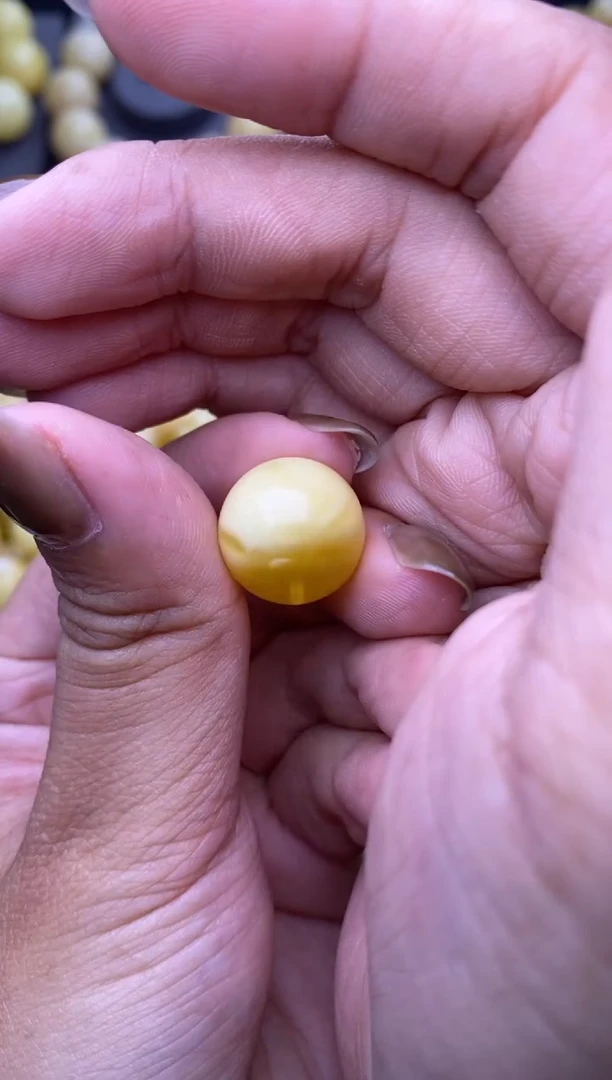 裸石琥珀未镶嵌大小姐珠宝9