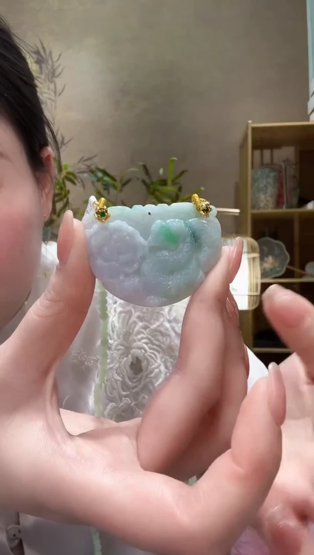 【闪购商品】翡翠颈饰未镶嵌吊坠