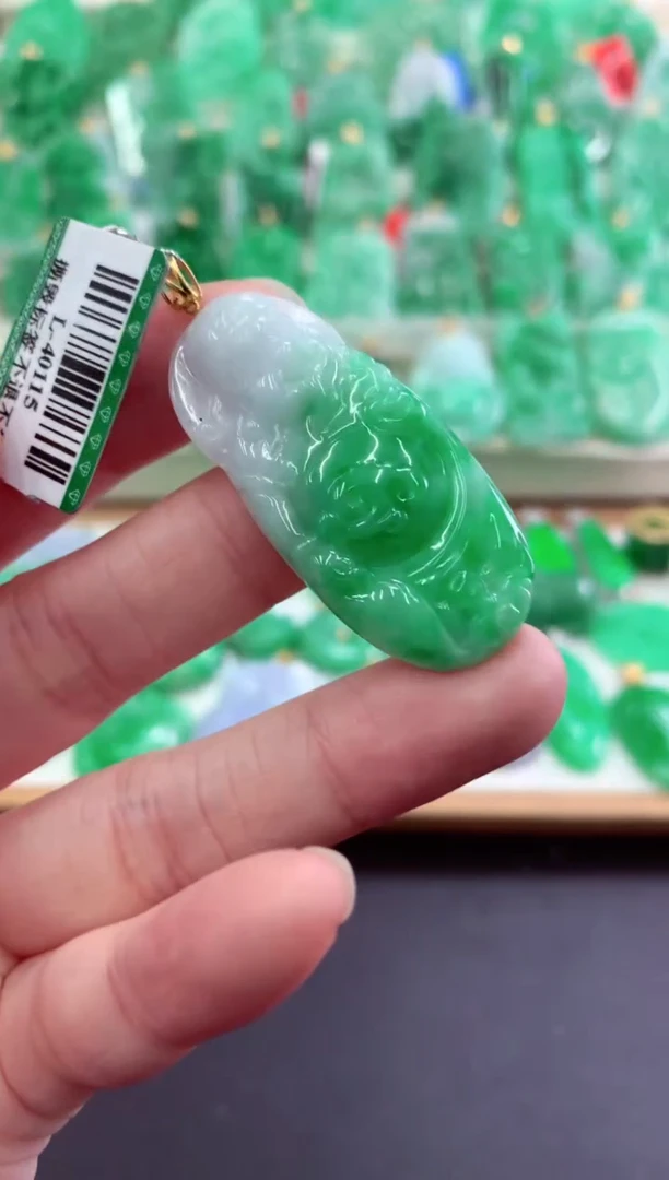 【闪购商品】翡翠吊坠(不含链)18K金镶嵌挂件