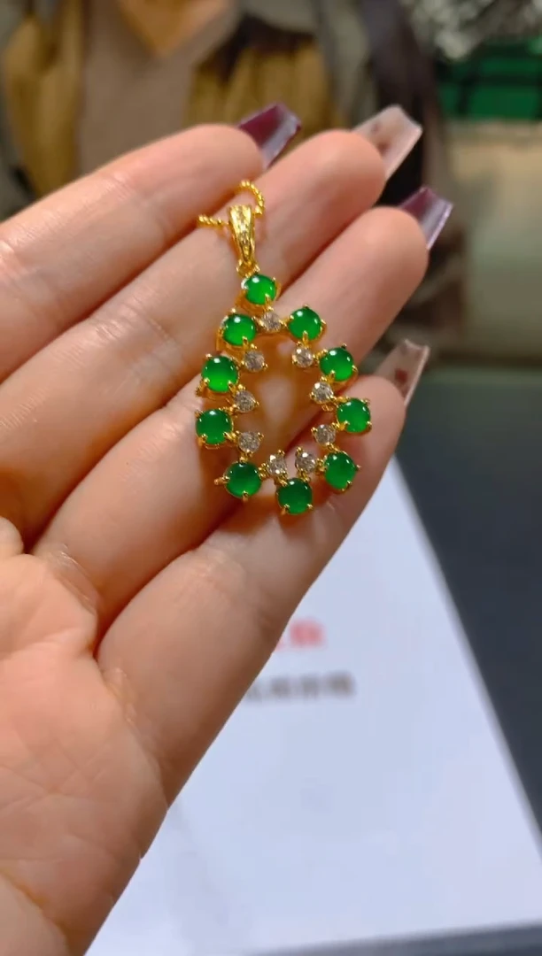 颈饰未镶嵌翡翠多样性发一