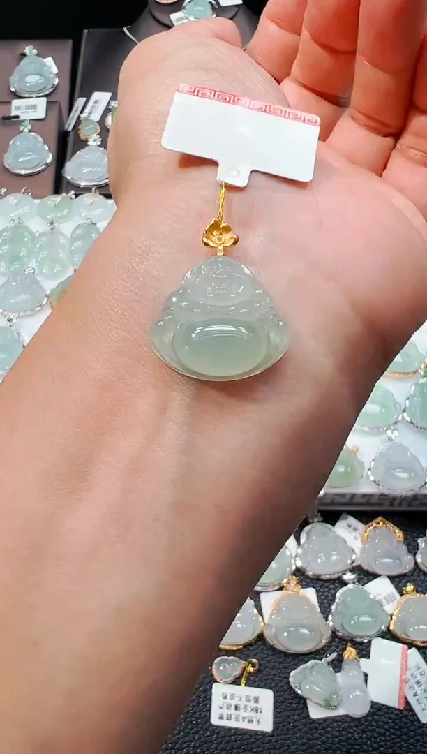 吊坠(不含链)18K金镶嵌翡翠佛公吊坠