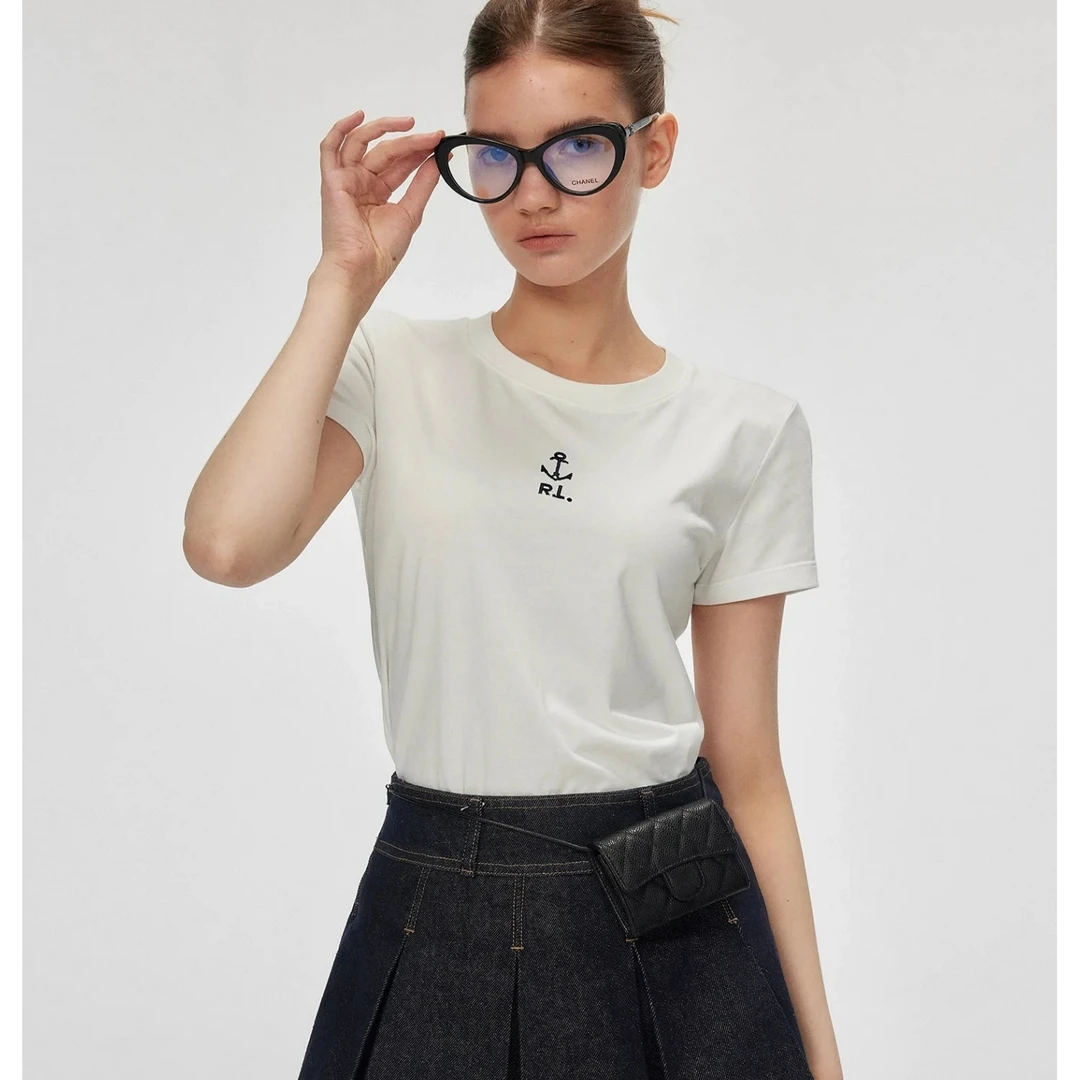 圆领短袖纯色修身型翻领常规T恤时尚运动百搭女士纯欲慵懒风女装