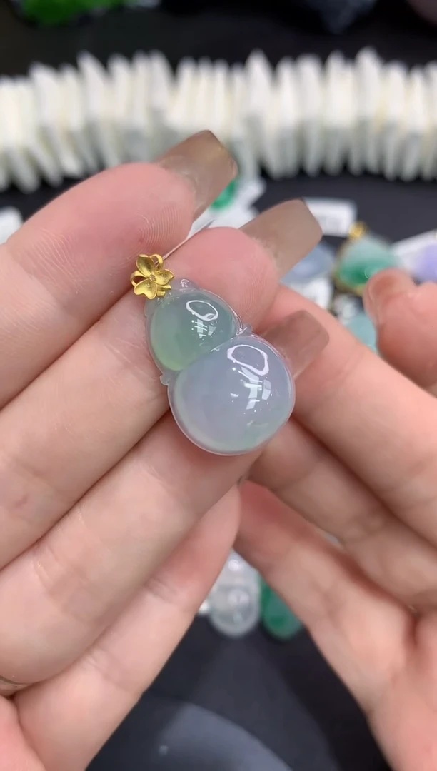 吊坠(不含链)18K金镶嵌翡翠111111111